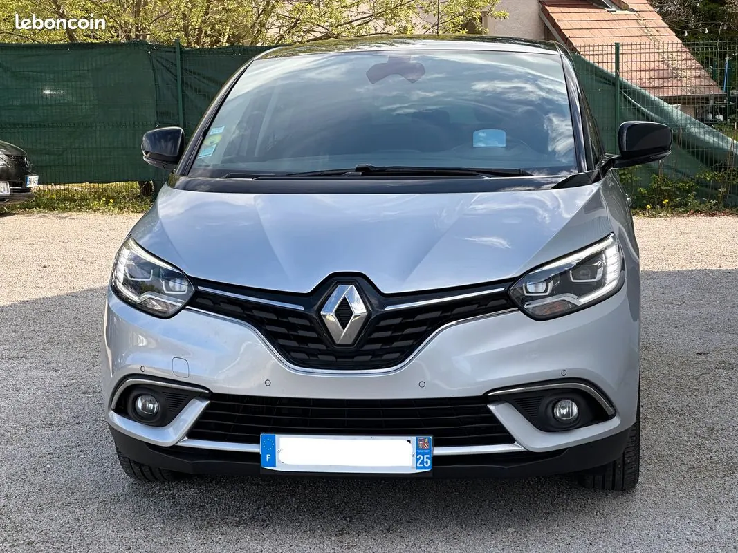 Renault Scenic - photo 2